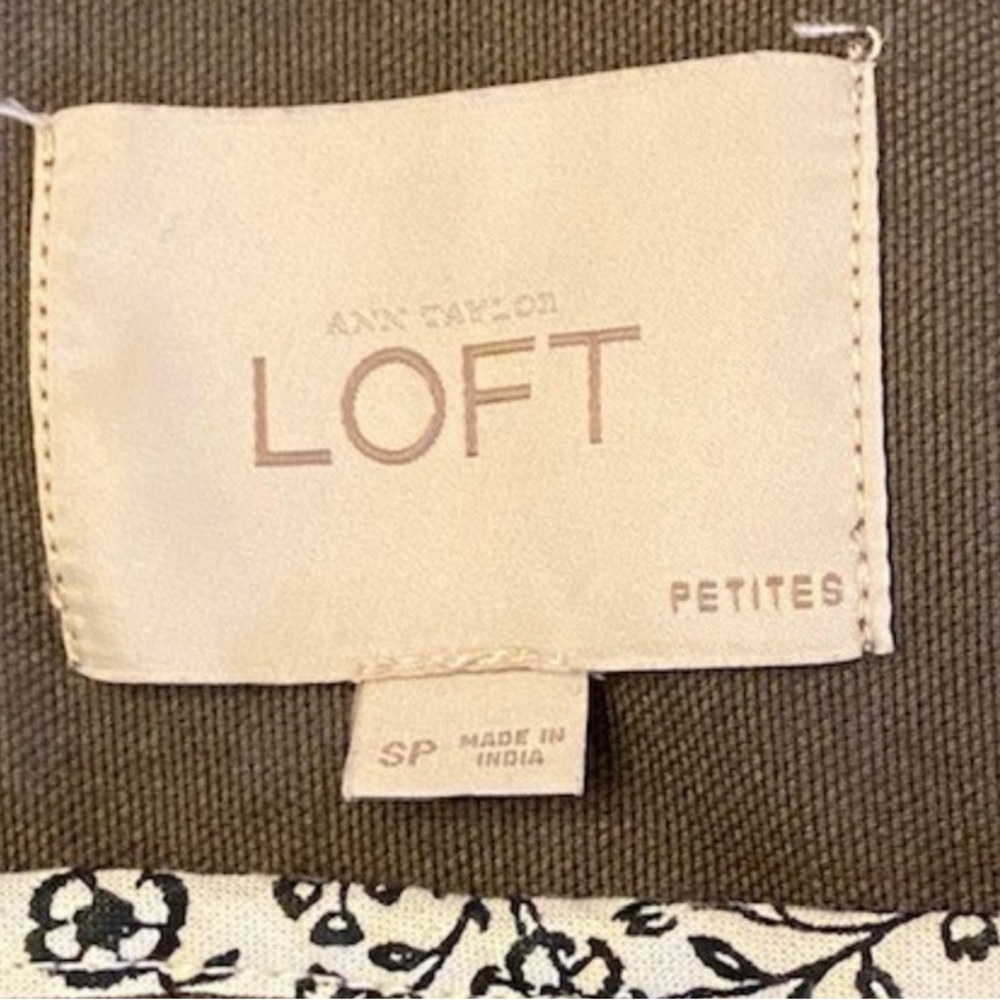 LOFT Utility-Chic Style Jacket - Picture 14 of 15
